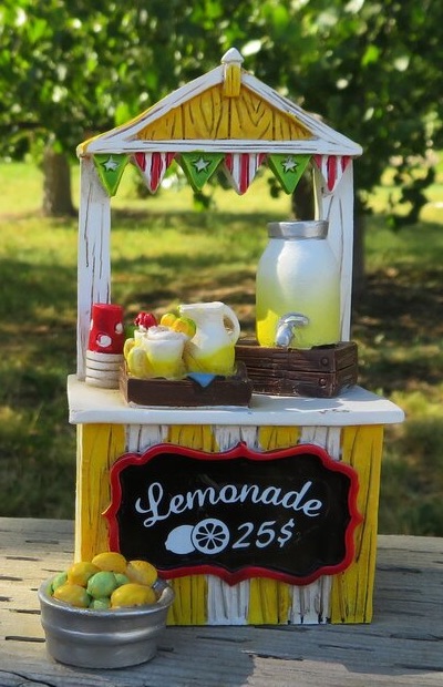 Lemonade stand